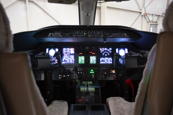 Learjet 40XR Cockpit